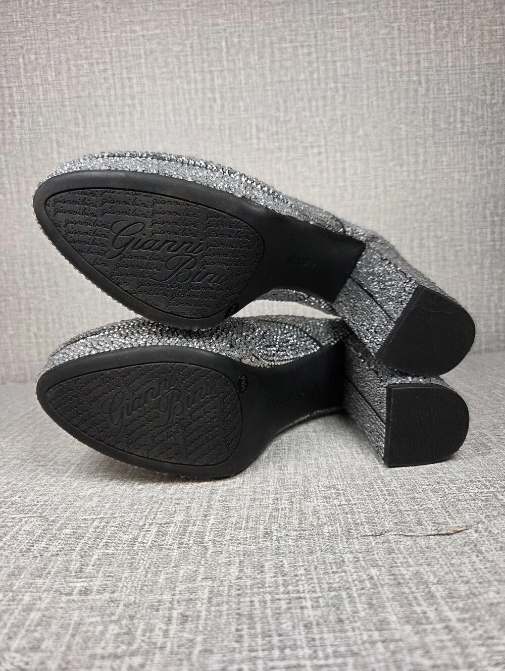 RARE Gianni Bini 20th Anniversary Keevie Women's 10 Rhinestone Platform Heels